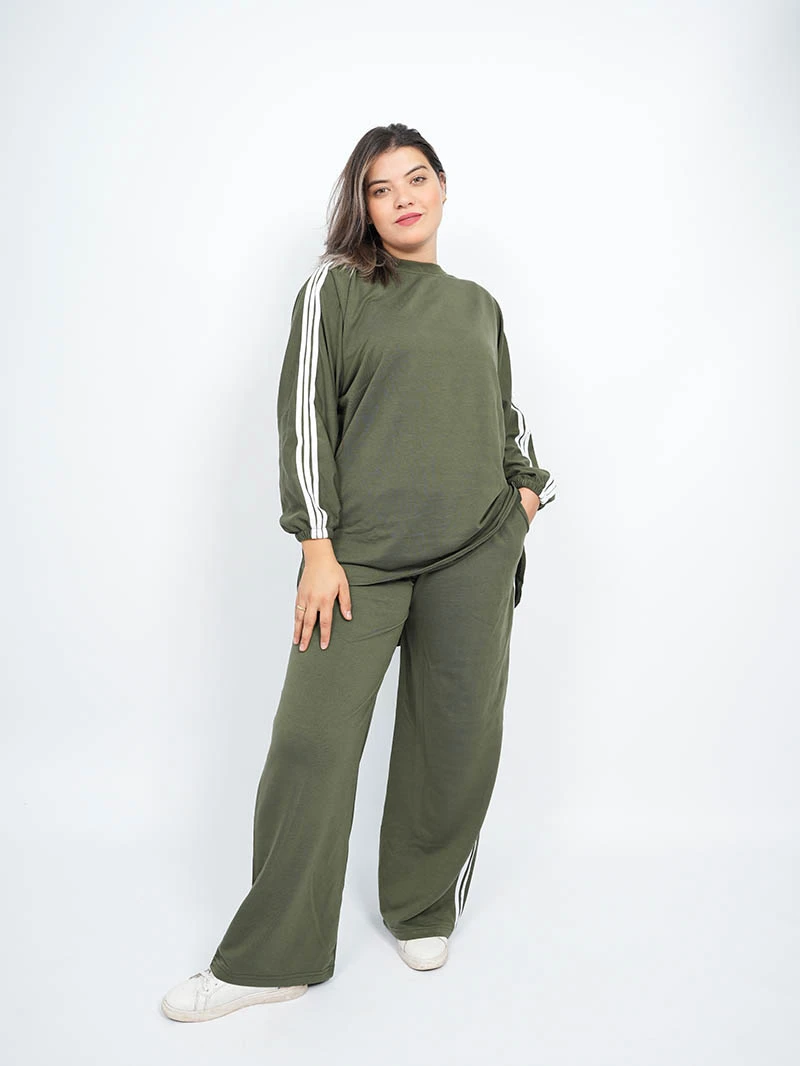 Ensemble sweat-shirt rayé à col rond et pantalon Baggy