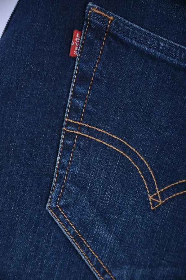 Jean Levi’s Coupe Normal ref-LS11810 ( Bleu foncé )