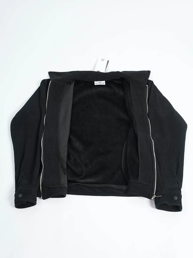 Jacket De Luxe En Daim Piqué --- Élégance, caractère & confort.