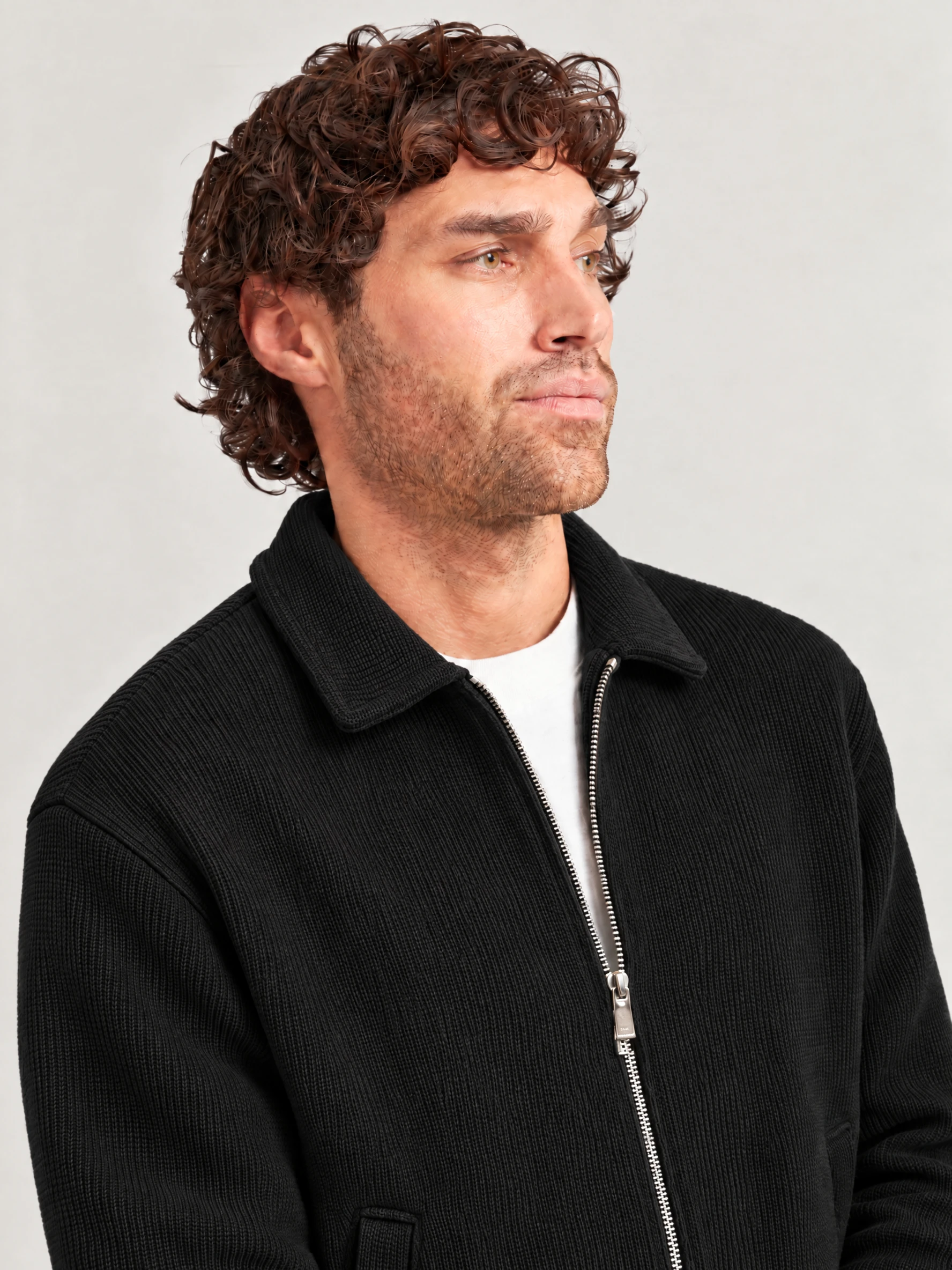 Jacket De Luxe En Daim Piqué --- Élégance, caractère & confort.
