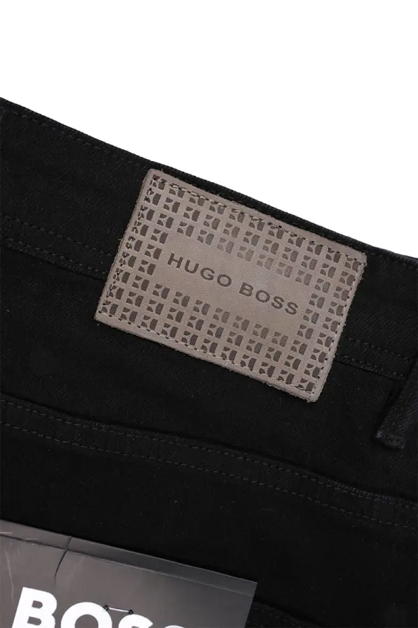 Jean Boss FULL BLACK 100% Coton Coupe Normal Ref-BS438211J