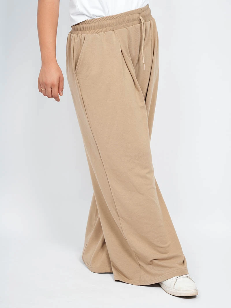 Wide Legs Pants premuim --- Confort & Style